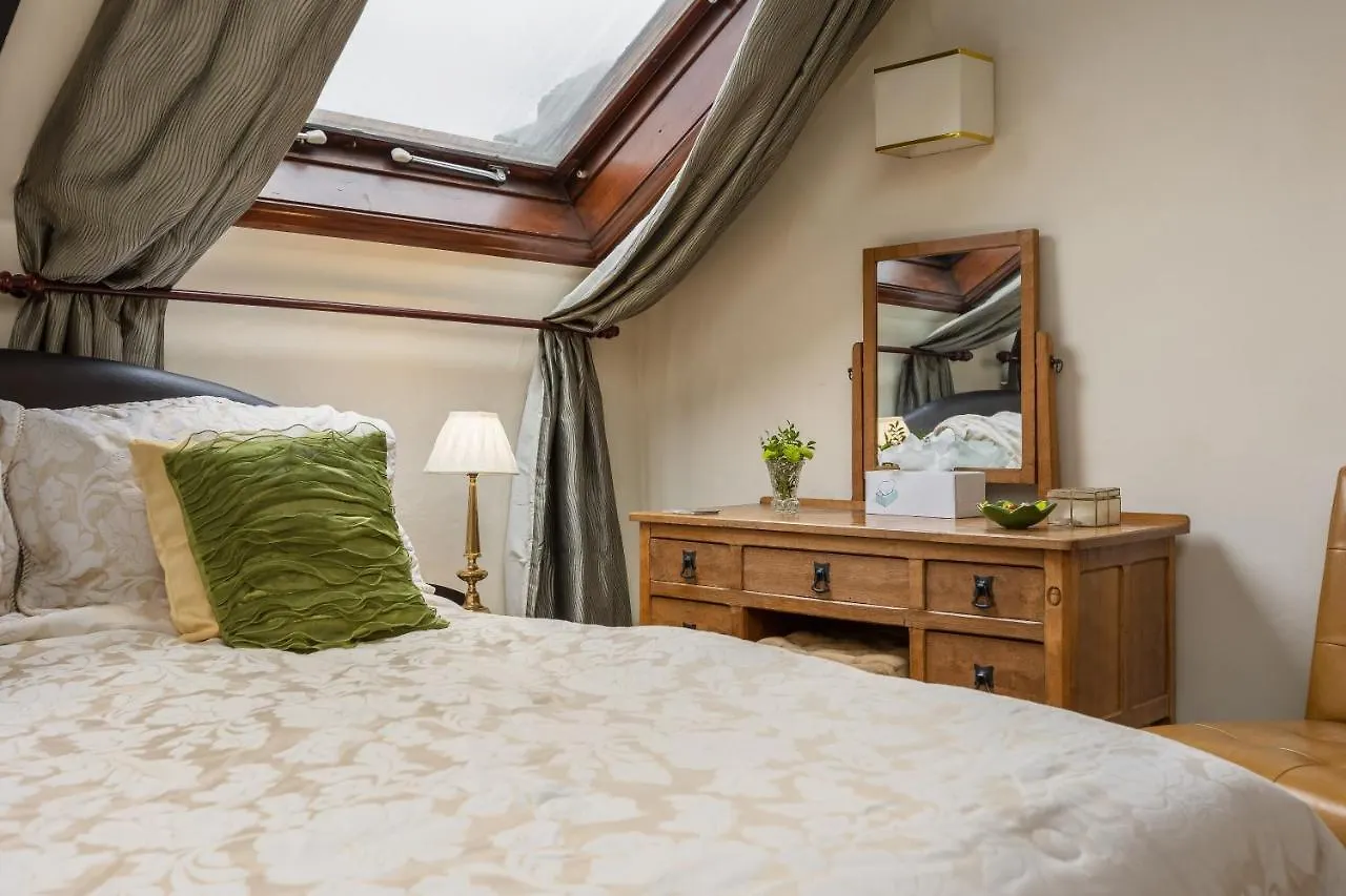 피커링 Crossways B&B 3*,  영국